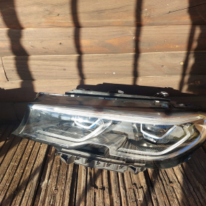 BMW 3 Series G20 Left-Hand Side Laser LED Headlight in excellent condition.