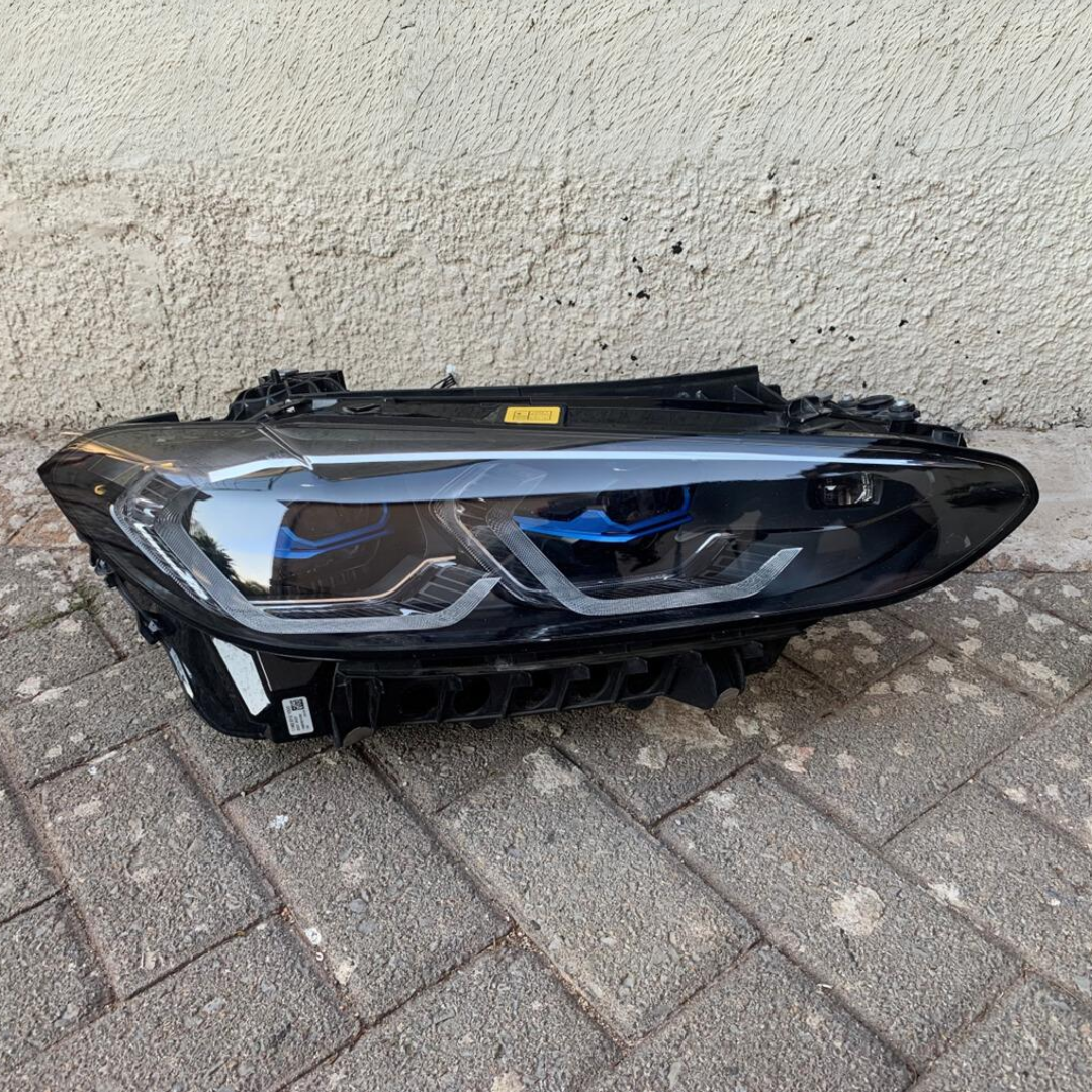 BMW M3 M4 G22 G80 G82 G83 Laser LED Headlight Right-Hand Side in excellent condition.
