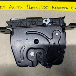 BMW F10 F30 F31 F32 F35 F80 F82 TAILGATE / TRUNK LOCK ACTUATOR MOTOR-BASE